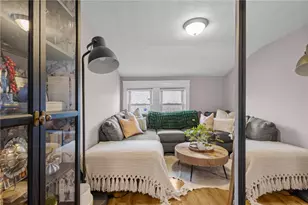 86 Rochambeau Ave, Providence, RI 02906 - Photo 16