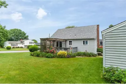 55 Douglas Avenue, Portsmouth, RI 02871 - Photo 8