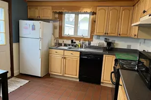 55 Douglas Ave, Portsmouth, RI 02871 - Photo 22