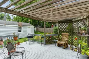 55 Douglas Ave, Portsmouth, RI 02871 - Photo 6