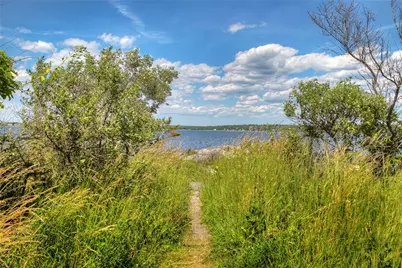 180 Cottontail Drive, Portsmouth, RI 02871 - Photo 4