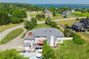 180 Cottontail Dr, Portsmouth, RI 02871 - Photo 2