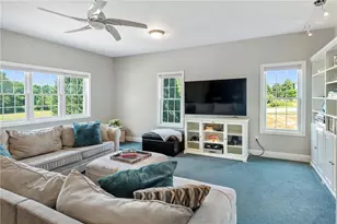 180 Cottontail Dr, Portsmouth, RI 02871 - Photo 22