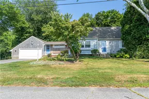 48 Pleasant St, Portsmouth, RI 02871 - Photo 2