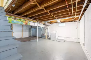 48 Pleasant St, Portsmouth, RI 02871 - Photo 48