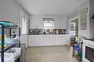 50 Jefferson Ave, Pawtucket, RI 02860 - Photo 8