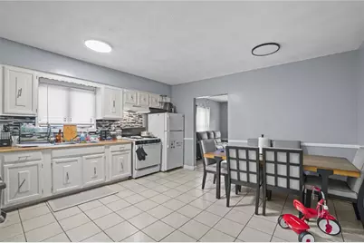 54 Jefferson Avenue, Pawtucket, RI 02860 - Photo 12