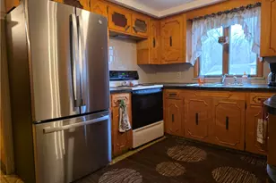 148 Wayland Ave, Cranston, RI 02920 - Photo 10