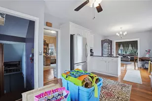 236 Becker Ave, East Providence, RI 02915 - Photo 16