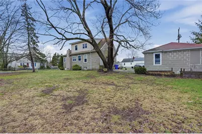 236 Becker Avenue, East Providence, RI 02915 - Photo 24