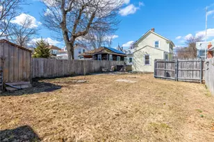 28 Fulton St, Warwick, RI 02889 - Photo 22