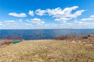 28 Fulton St, Warwick, RI 02889 - Photo 24