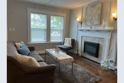 9 Rockland Street, Narragansett, RI 02882 - Photo 2