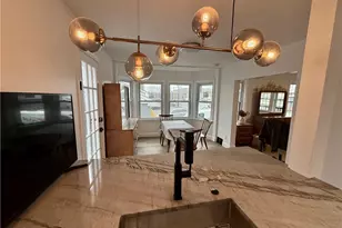 571 Winter St, Woonsocket, RI 02895 - Photo 8