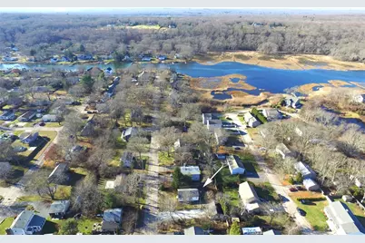 109 Conanicus Road, Narragansett, RI 02882 - Photo 2