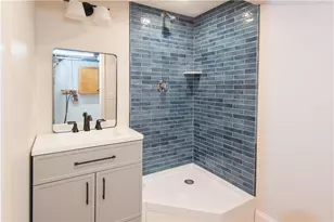 5 Sherri Ln, Middletown, RI 02842 - Photo 20