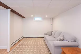 5 Sherri Ln, Middletown, RI 02842 - Photo 18