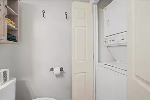 79 Village Ct, West Warwick, RI 02893 - Photo 18