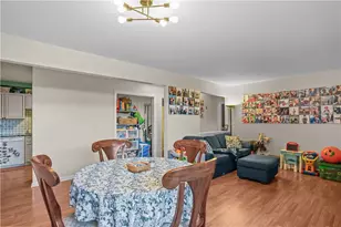 79 Village Ct, West Warwick, RI 02893 - Photo 12