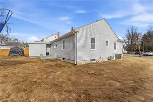 41 Summit Ave, North Smithfield, RI 02896 - Photo 44