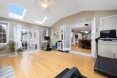 33 Old Meadow Lane, Cumberland, RI 02864 - Photo 8