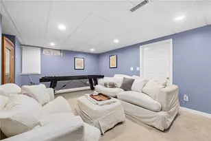 33 Old Meadow Ln, Cumberland, RI 02864 - Photo 36