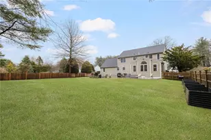 33 Old Meadow Ln, Cumberland, RI 02864 - Photo 42