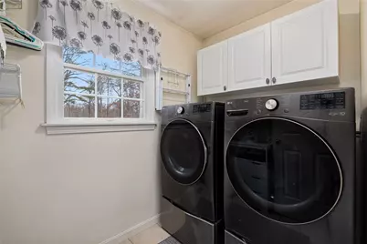 33 Old Meadow Lane, Cumberland, RI 02864 - Photo 18