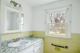 12 Whalen Dr, Lincoln, RI 02865 - Photo 12