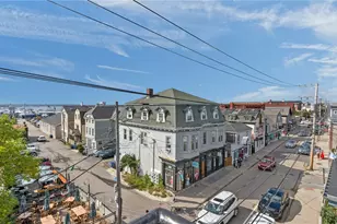 492 Thames St, Newport, RI 02840 - Photo 22