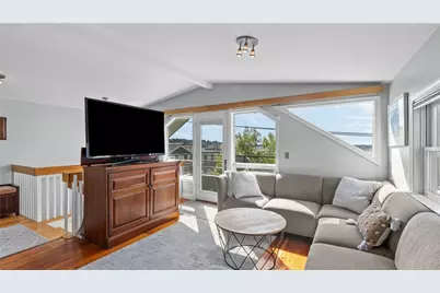 492 Thames Street #4, Newport, RI 02840 - Photo 4