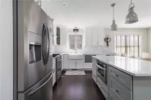 80 Conley Ave, Cranston, RI 02921 - Photo 2