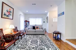 26 Kensington Wy, Johnston, RI 02919 - Photo 2
