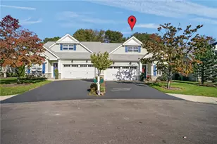 59 Travelers Ct, East Greenwich, RI 02818 - Photo 2