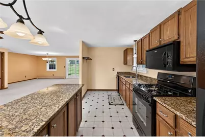 1221 Phenix Avenue, Cranston, RI 02921 - Photo 10