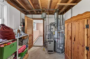 1221 Phenix Ave, Cranston, RI 02921 - Photo 32