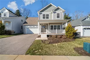 43 Somerset Cir, North Kingstown, RI 02852 - Photo 1