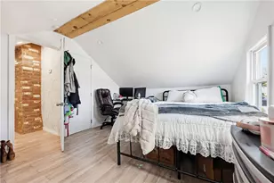 196 Simmonsville Ave, Johnston, RI 02919 - Photo 22