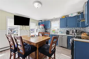 196 Simmonsville Ave, Johnston, RI 02919 - Photo 10
