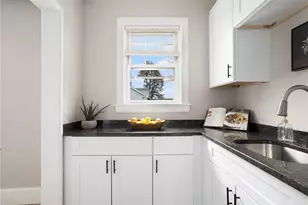 120 Woodward Rd, Providence, RI 02904 - Photo 8