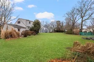 74 Maize Corn Rd, Portsmouth, RI 02871 - Photo 32