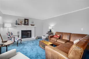 74 Maize Corn Rd, Portsmouth, RI 02871 - Photo 8