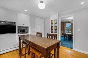 74 Maize Corn Rd, Portsmouth, RI 02871 - Photo 6