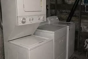 299 State St, Bristol, RI 02809 - Photo 16