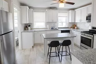 299 State St, Bristol, RI 02809 - Photo 2