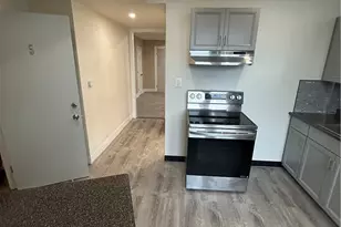 143 Pidge Ave, Pawtucket, RI 02860 - Photo 2