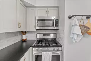 10 Brightridge Ave, East Providence, RI 02914 - Photo 14