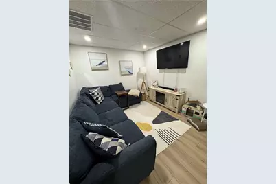 31 Stella Street, Providence, RI 02909 - Photo 4