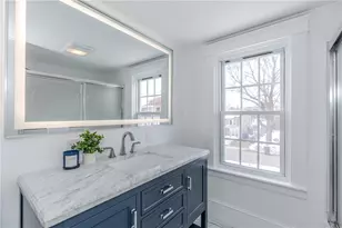 8 Lenox Ave, West Warwick, RI 02893 - Photo 28