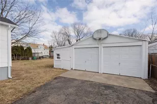 8 Lenox Ave, West Warwick, RI 02893 - Photo 36